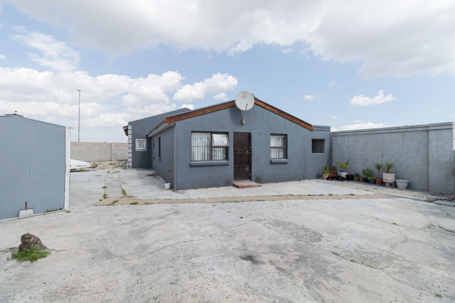 4 Bedroom Property for Sale in Voorbrug Western Cape